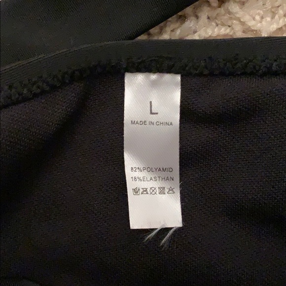 Bikini Set - Picture 5 of 6